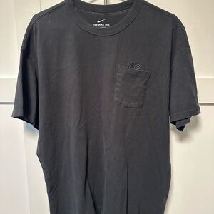 Nike Men's Charcoal Tee with Pocket